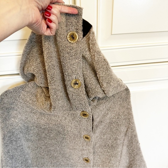 Anthropologie Angel Of The North Womens Boucle Tan Velvet Trim Wool Blend Poncho - Picture 9 of 11